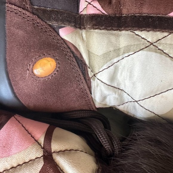 🎀Host Pick🎀EUC Coach Vibram Quilted Boots With Fur/Brown/Green/Pink Size 6 - Picture 8 of 10